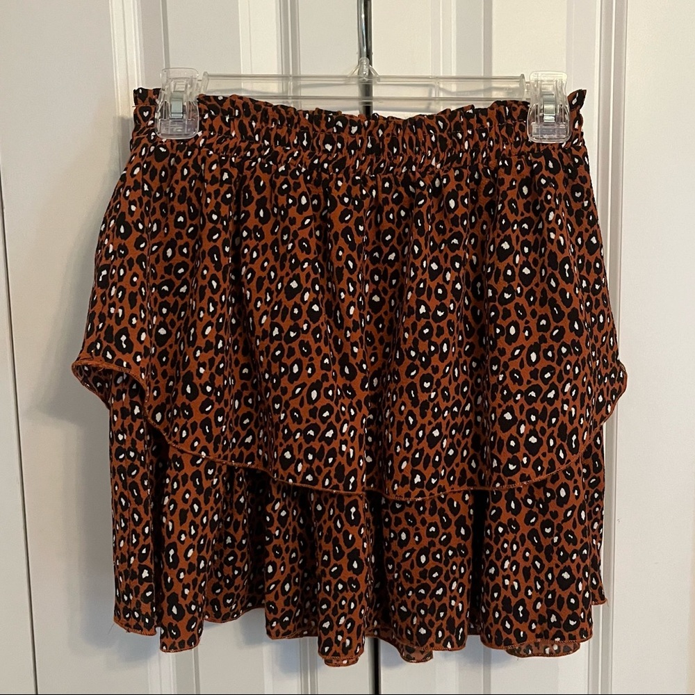 Leopard tiered mini skirt